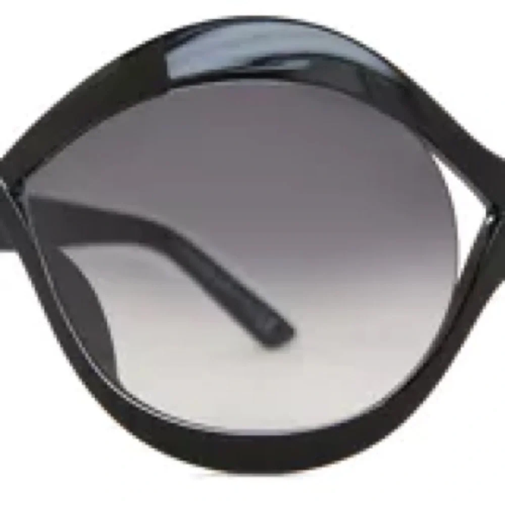 Tom Ford Carine-02 TF902 TF 902 01B Black Sunglasses 71-11-110 - Picture 10 of 11
